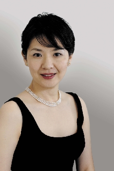 SOAR AKIKO PORTRAIT1.jpg